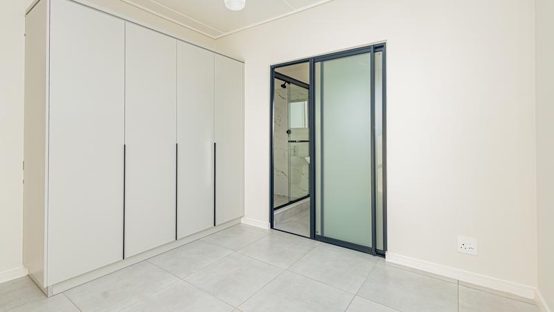 To Let 2 Bedroom Property for Rent in Sandown Western Cape